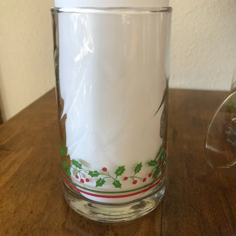 Vtg Set 4 ARBY Christmas Holiday Glass Holly Berry Drinking Glasses ARBY'S 1980s